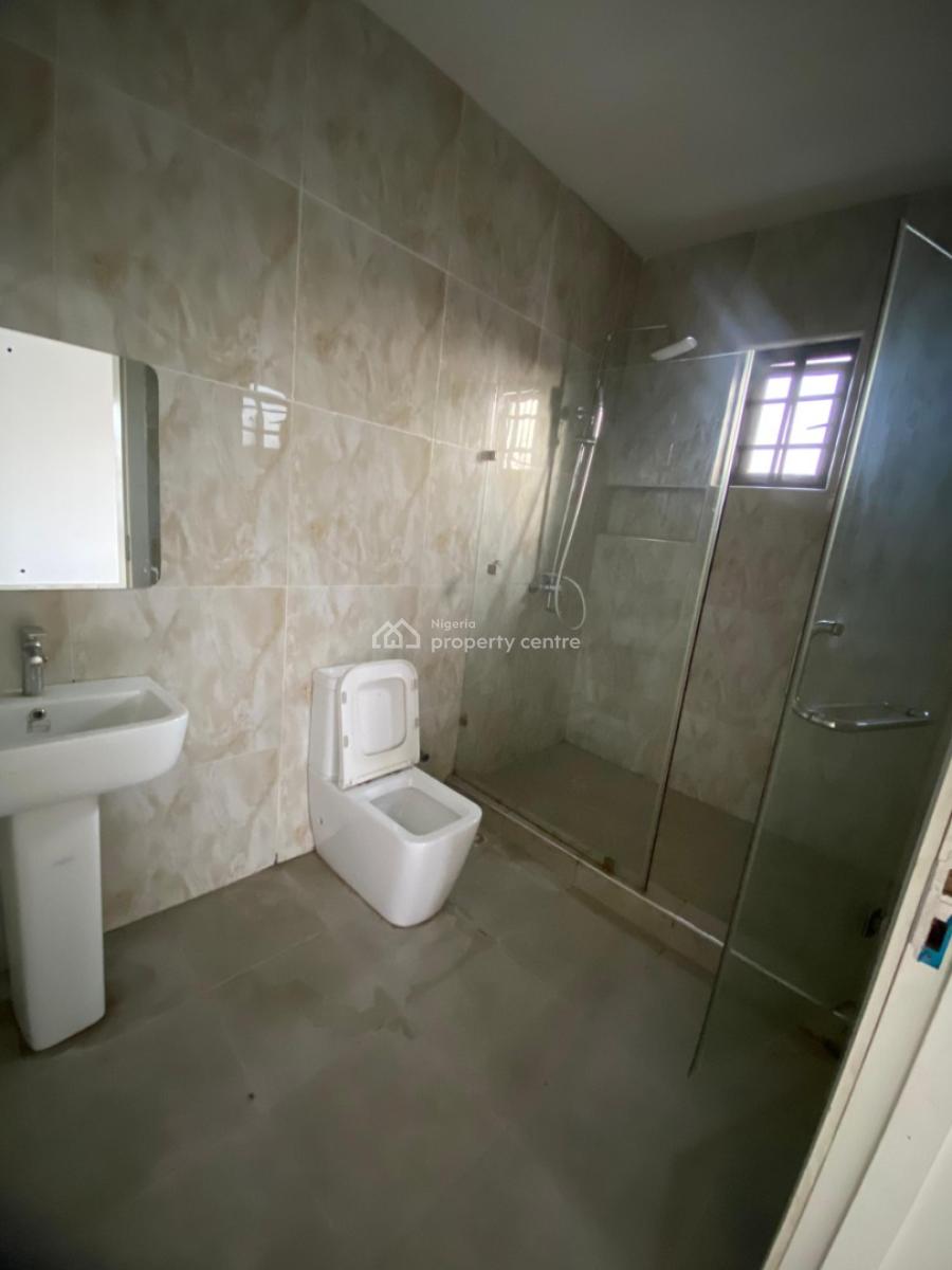 Four Bedroom Terrace, Lekki Phase 1, Lekki, Lagos, Terraced Duplex for Rent