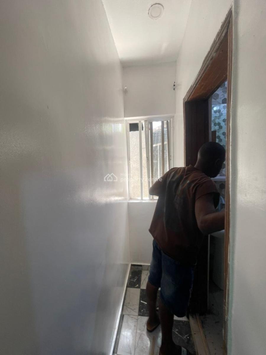 Self Contain, Lekki, Lagos, House for Rent