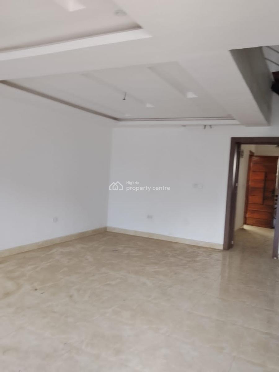 Four Bedroom Terrace, Lekki Phase 1, Lekki, Lagos, Terraced Duplex for Rent
