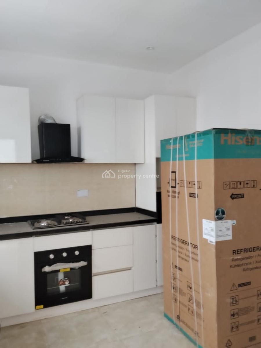 Four Bedroom Terrace, Lekki Phase 1, Lekki, Lagos, Terraced Duplex for Rent