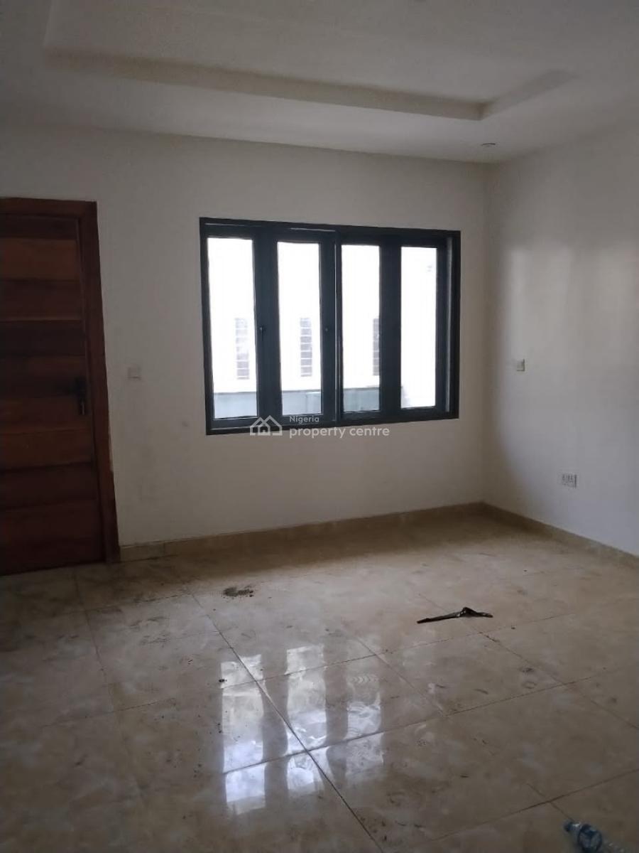 Four Bedroom Terrace, Lekki Phase 1, Lekki, Lagos, Terraced Duplex for Rent