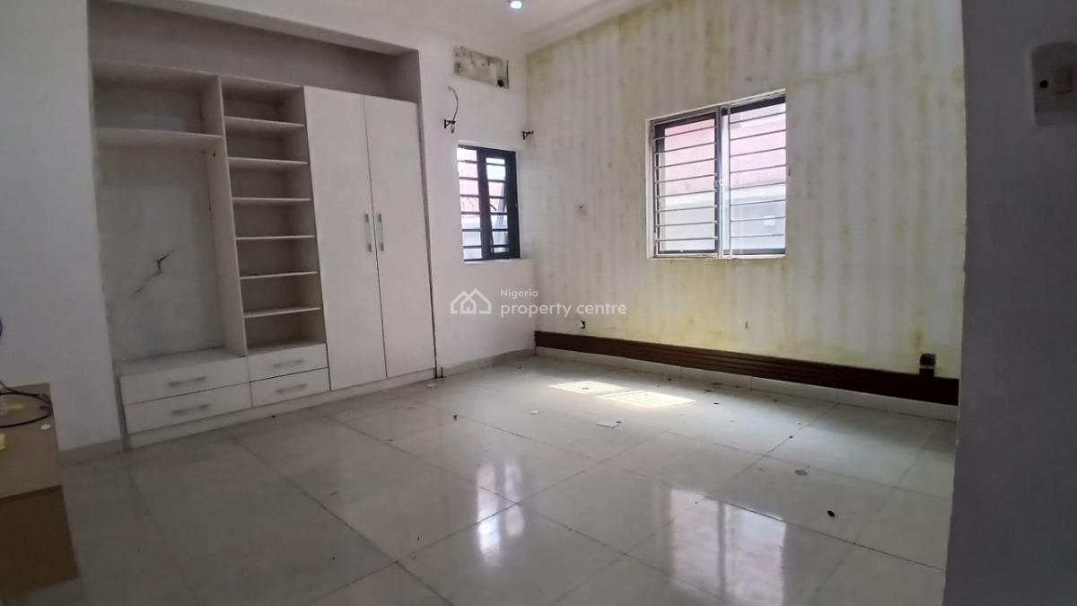 8 Unit of 3 Bedroom Flat with Bq in Lekki Phase 0ne Right Side, Lekki Right, Lekki Phase 1, Lekki, Lagos, Flat / Apartment for Rent