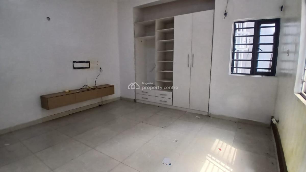 8 Unit of 3 Bedroom Flat with Bq in Lekki Phase 0ne Right Side, Lekki Right, Lekki Phase 1, Lekki, Lagos, Flat / Apartment for Rent