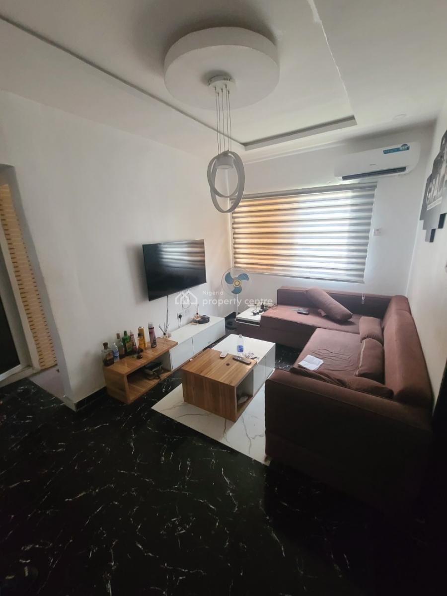 1bedroom Flat, Ikota First Gate, Lekki, Lagos, Mini Flat (room and Parlour) for Rent