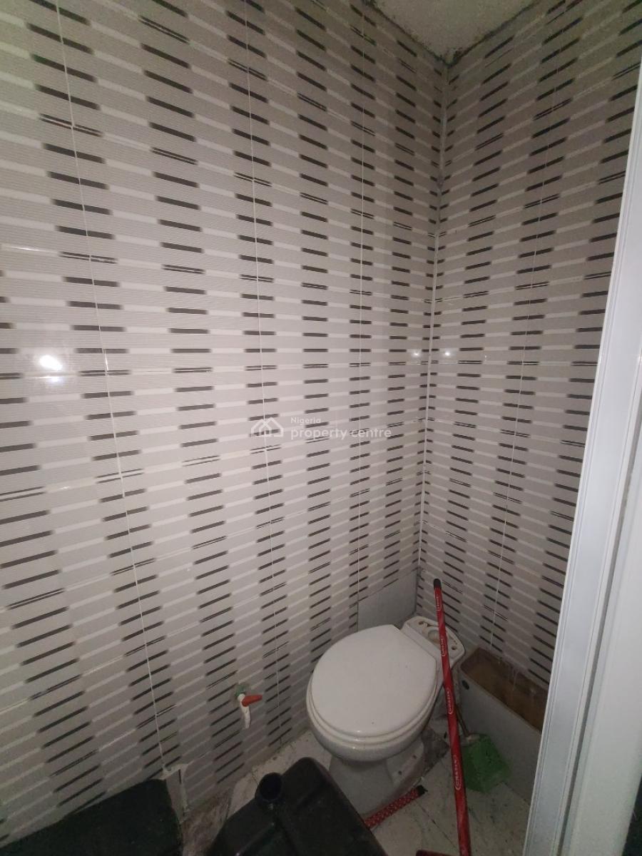 1bedroom Flat, Ikota First Gate, Lekki, Lagos, Mini Flat (room and Parlour) for Rent