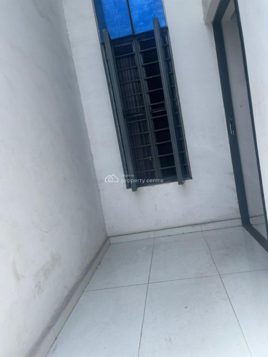 Spacious Studio Apartment with Separate Kitchen in Canal West Estate, Canal West Estate, Osapa, Lekki, Lagos, Flat / Apartment for Rent