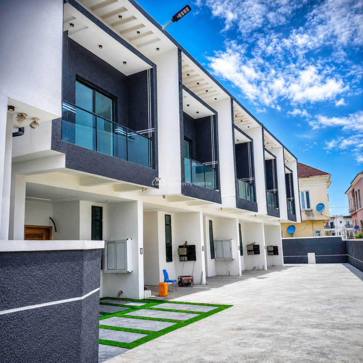 Luxury 4 Bedroom Terraced Duplex in a Gated Estate, Chevron Toll Gate, Lekki, Lagos, Terraced Duplex for Sale