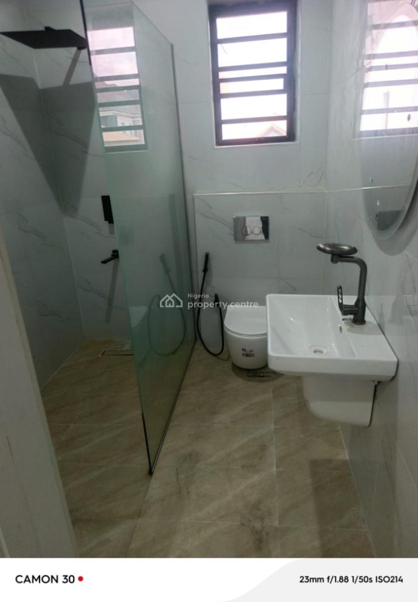 5 Bedroom Detached Duplex, Gra Phase 1, Magodo, Lagos, Detached Duplex for Sale