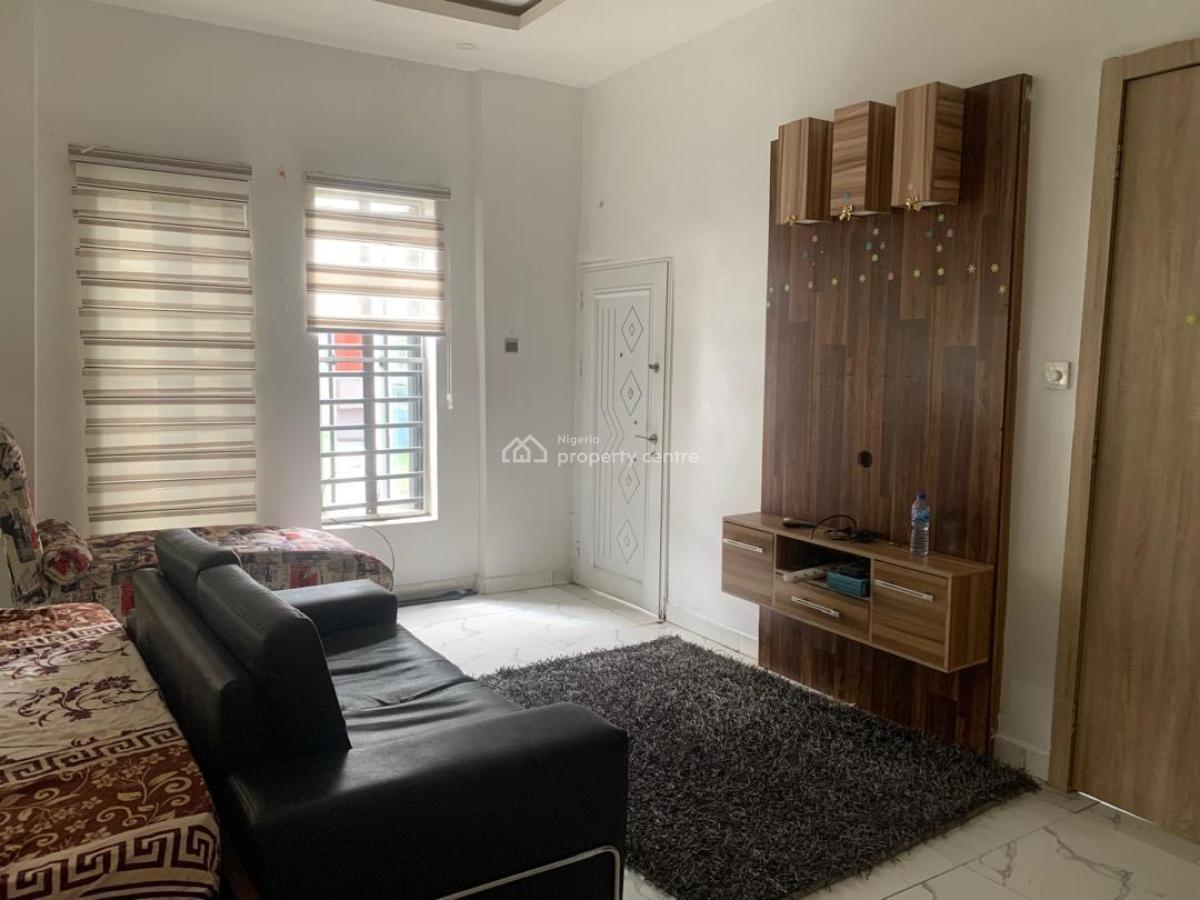 Luxury Masters Studio Apartment with Swimming Pool and Playground, Spring Garden Estate Phase 1, Orchid Road, By Lekki 2nd Toll Gate, Lekki, Lagos, Flat / Apartment for Rent