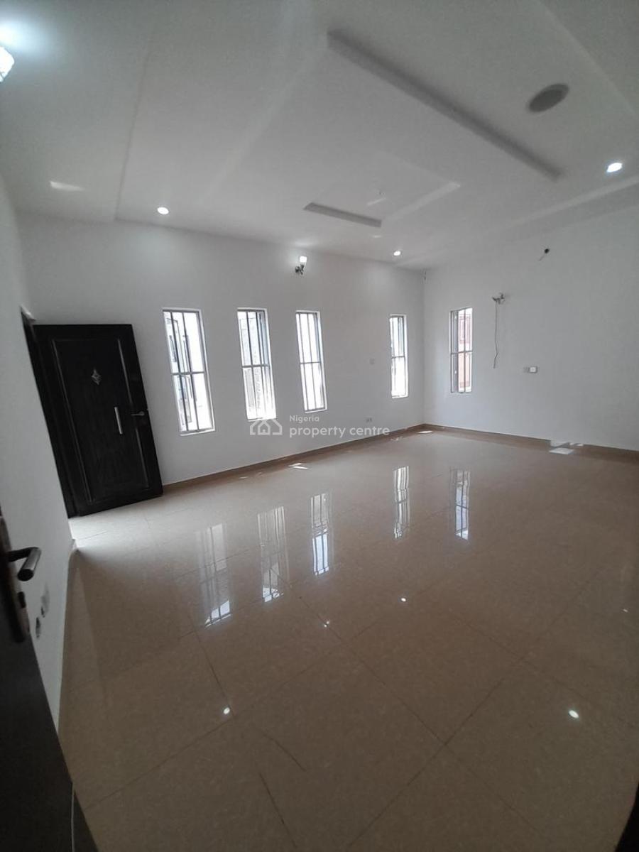 Luxury 4 Bedroom Semidetached with Bq with Excellent Facility, Chevron, Lekki, Lagos, Semi-detached Duplex for Rent