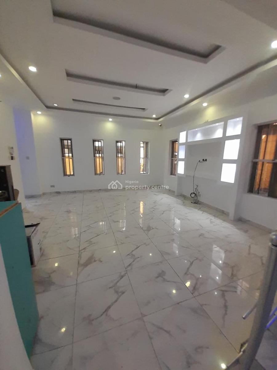 Luxury 4 Bedroom Semidetached with Bq with Excellent Facility, Chevron, Lekki, Lagos, Semi-detached Duplex for Rent