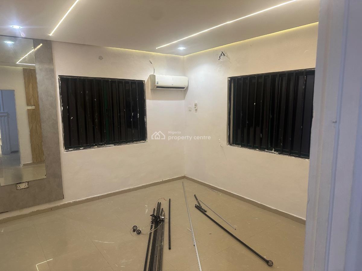 1 Standard Bedroom Apartment, Oniru Estate, Victoria Island (vi), Lagos, Mini Flat (room and Parlour) for Rent