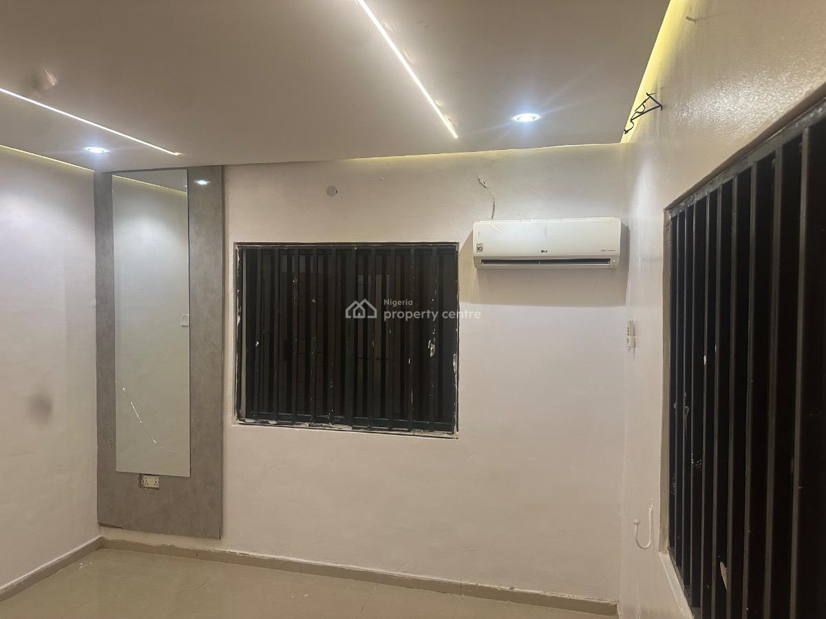 1 Standard Bedroom Apartment, Oniru Estate, Victoria Island (vi), Lagos, Mini Flat (room and Parlour) for Rent