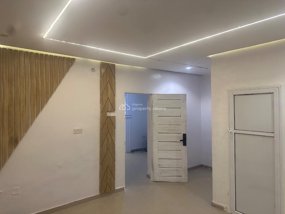 1 Standard Bedroom Apartment, Oniru Estate, Victoria Island (vi), Lagos, Mini Flat (room and Parlour) for Rent