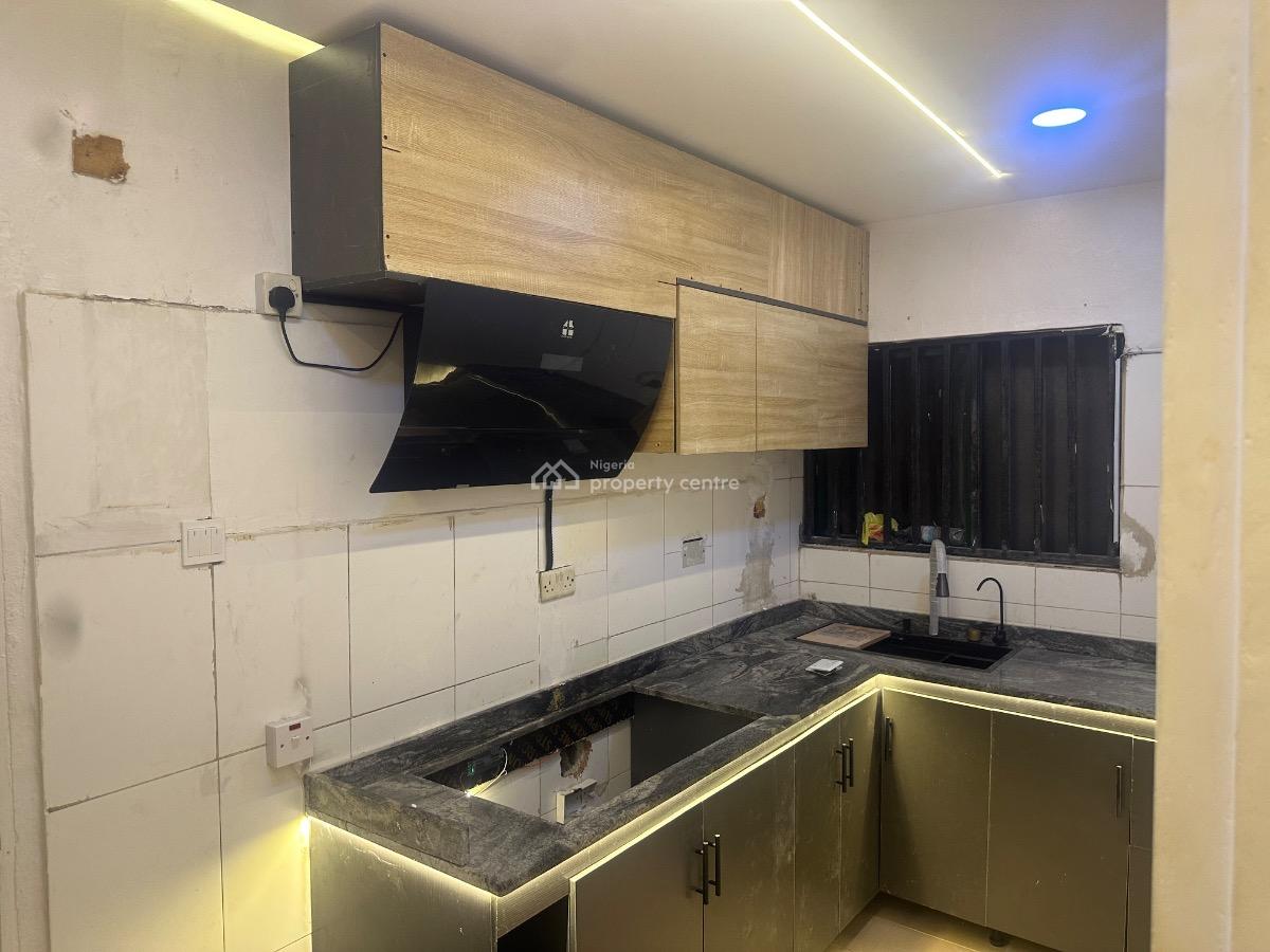 1 Standard Bedroom Apartment, Oniru Estate, Victoria Island (vi), Lagos, Mini Flat (room and Parlour) for Rent