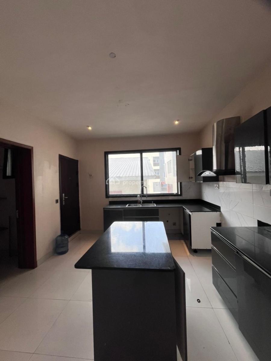 Luxury 4 Bedroom Townhouse, Freedom Way, Lekki Phase 1, Lekki, Lagos, Terraced Duplex for Rent