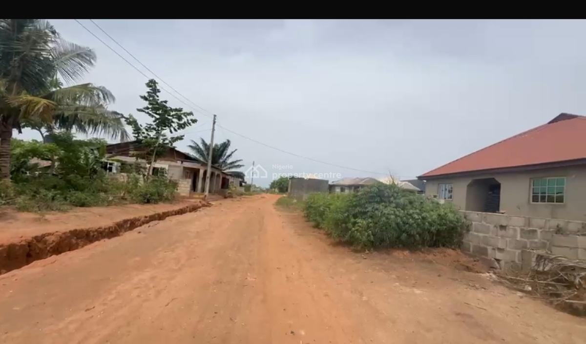 3 Bedroom (lintel), Mowonla Off, Gberigbe, Ikorodu, Lagos, Detached Bungalow for Sale