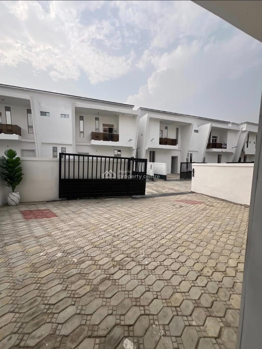 Self Service 4bedroom Semi Detached Duplex with Bq, Ikota By Bis, Ikota, Lekki, Lagos, Semi-detached Duplex for Rent