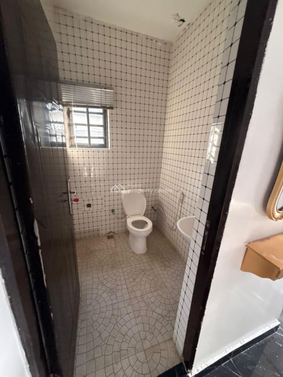 a Well Located Fully Detached 4 Bedroom Duplex with Boys Quarter, Ire Akari Estate, Akala Express, Ibadan, Oyo, Detached Duplex for Sale