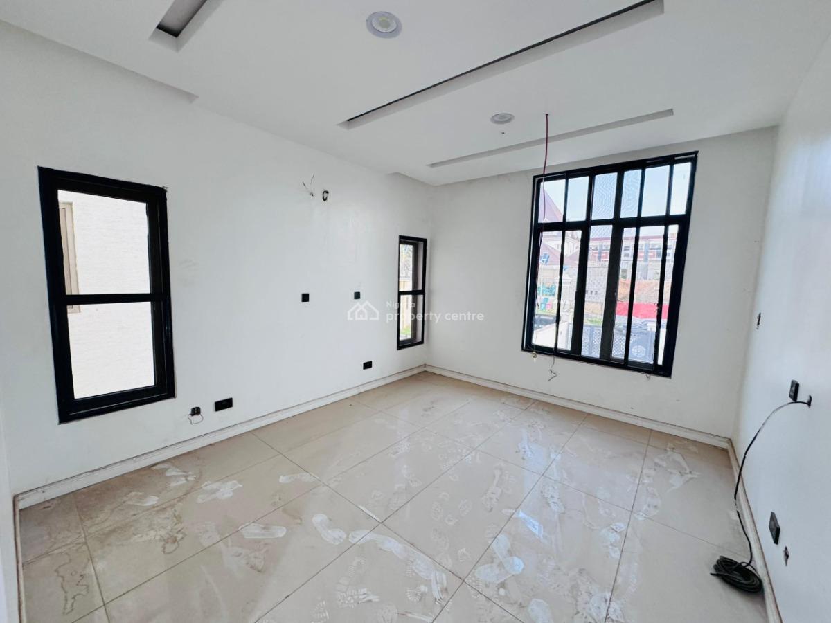 a Tastefully Furnished 5-bedroom Fully Detached Duplex + 2bqs, Guzape District, Abuja, Detached Duplex for Sale