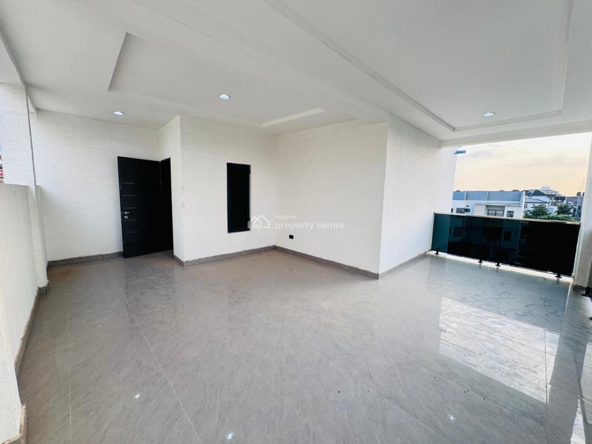 a Tastefully Furnished 5-bedroom Fully Detached Duplex + 2bqs, Guzape District, Abuja, Detached Duplex for Sale