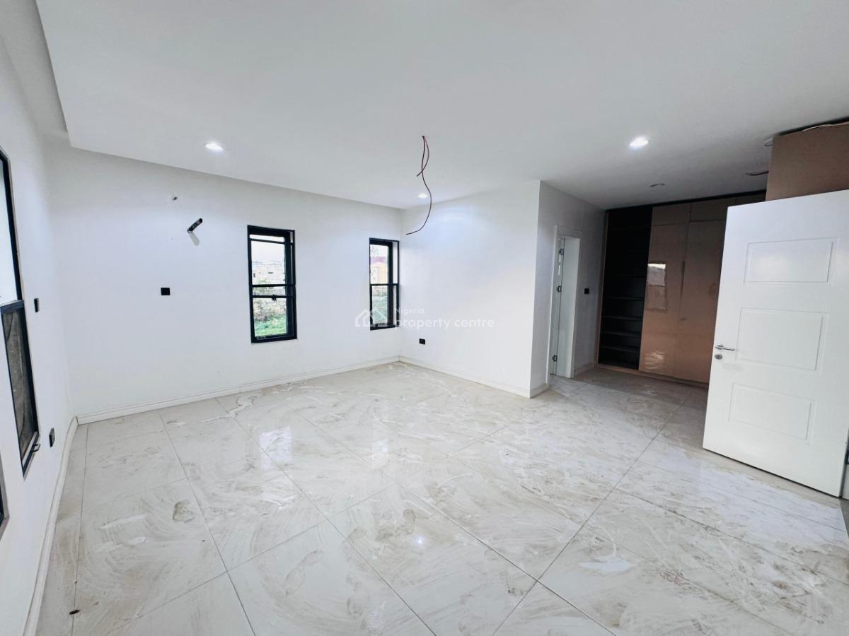 a Tastefully Furnished 5-bedroom Fully Detached Duplex + 2bqs, Guzape District, Abuja, Detached Duplex for Sale