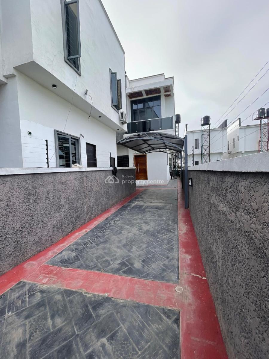 Lovely Distress 4 Bedroom Fully Detached Duplex, Orchid, Lekki, Lagos, Detached Duplex for Sale