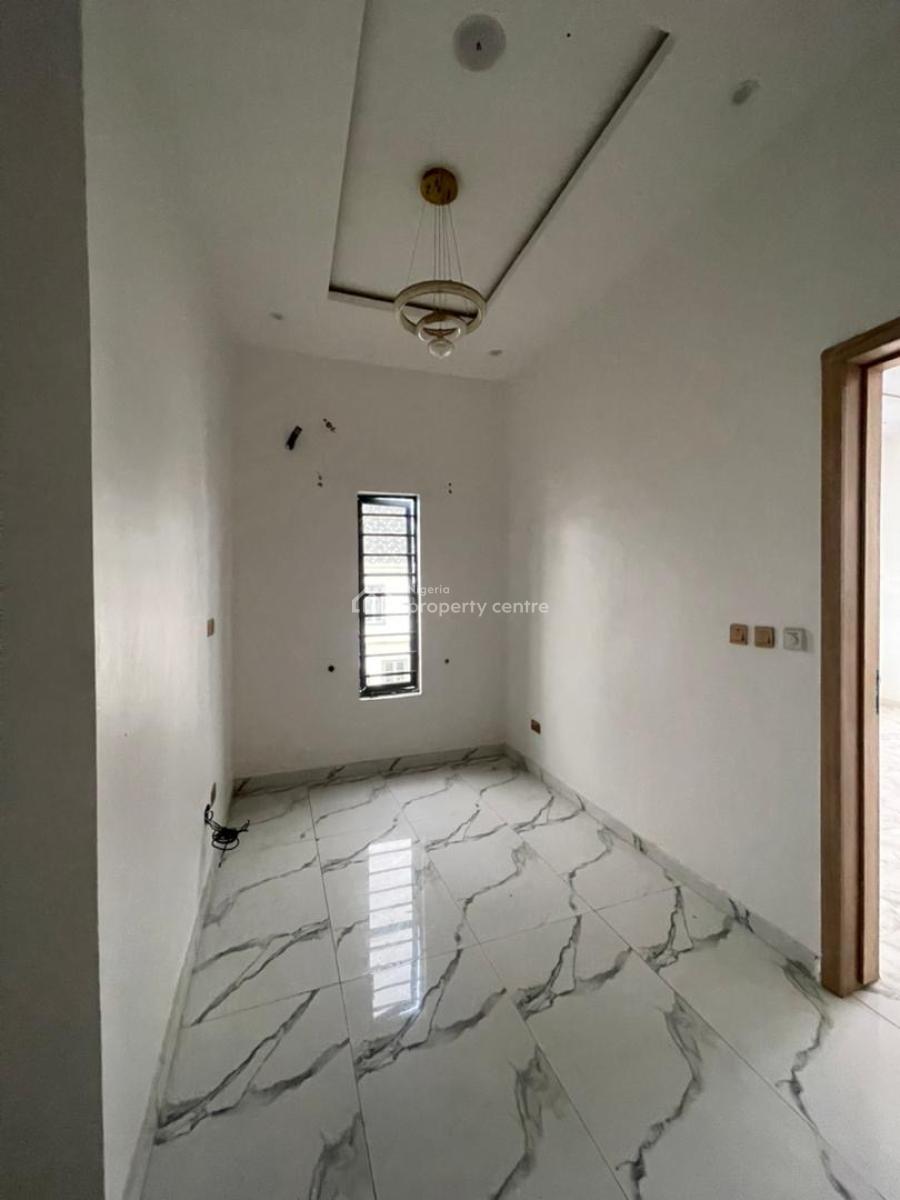 Lovely Distress 4 Bedroom Fully Detached Duplex, Orchid, Lekki, Lagos, Detached Duplex for Sale