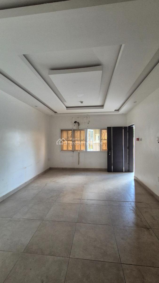 4 Bedroom Semi-detached Duplex with Bq in Gra Ikeja., Off Issac John Street Gra Ikeja, Ikeja Gra, Ikeja, Lagos, Semi-detached Duplex for Rent