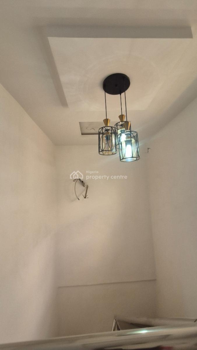 4 Bedroom Semi-detached Duplex with Bq in Gra Ikeja., Off Issac John Street Gra Ikeja, Ikeja Gra, Ikeja, Lagos, Semi-detached Duplex for Rent