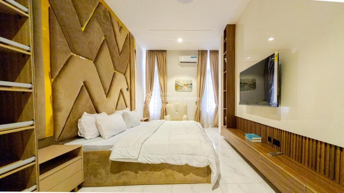 Emerald Brand New Two Luxury Bedroom Apartment, Josephin Court Ologolo, Lekki Phase 1, Lekki, Lagos, Flat / Apartment Short Let
