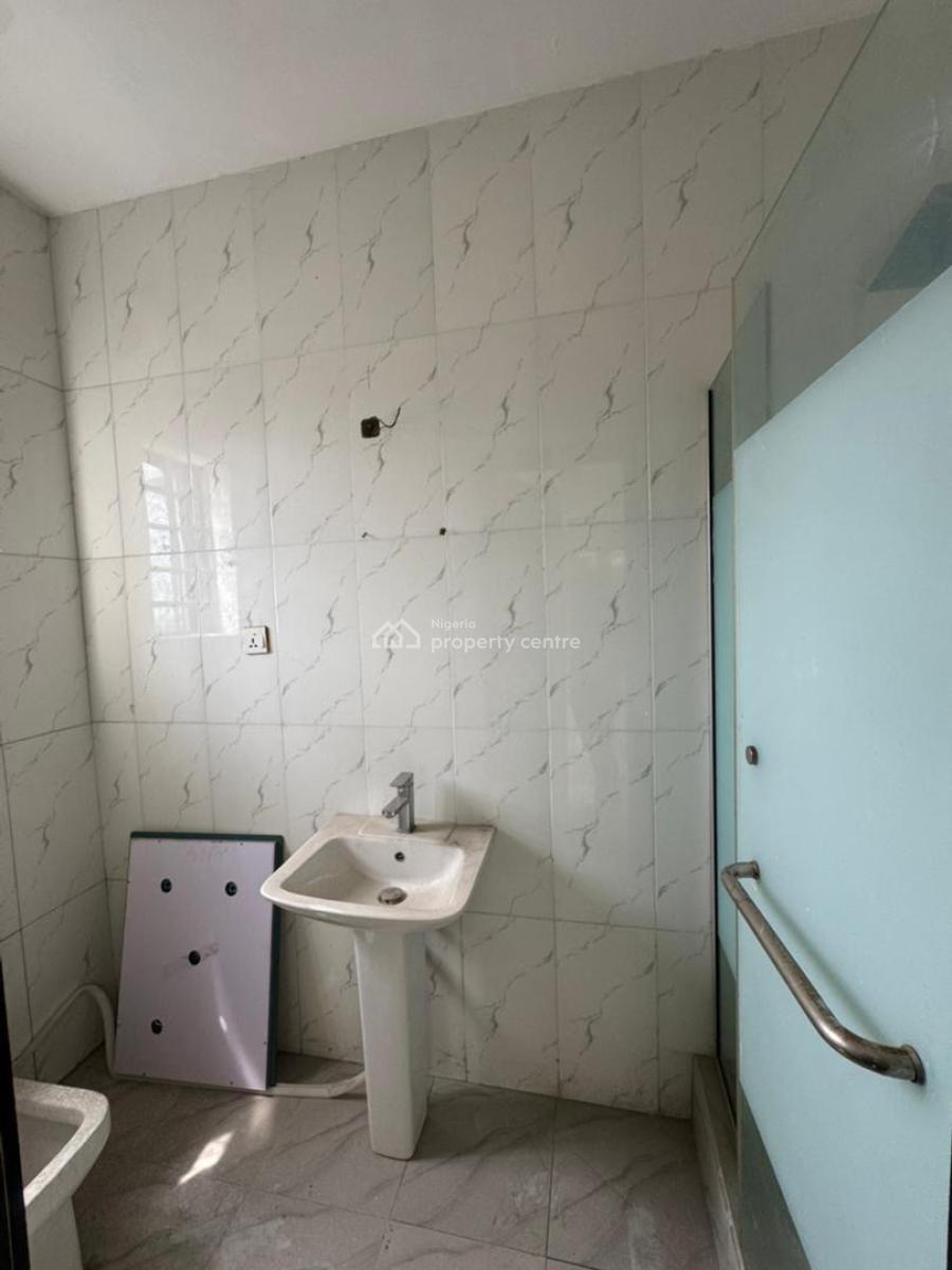 2 Bedroom Apartment, Ologolo Lekki Lagos, Ologolo, Lekki, Lagos, Flat / Apartment for Rent