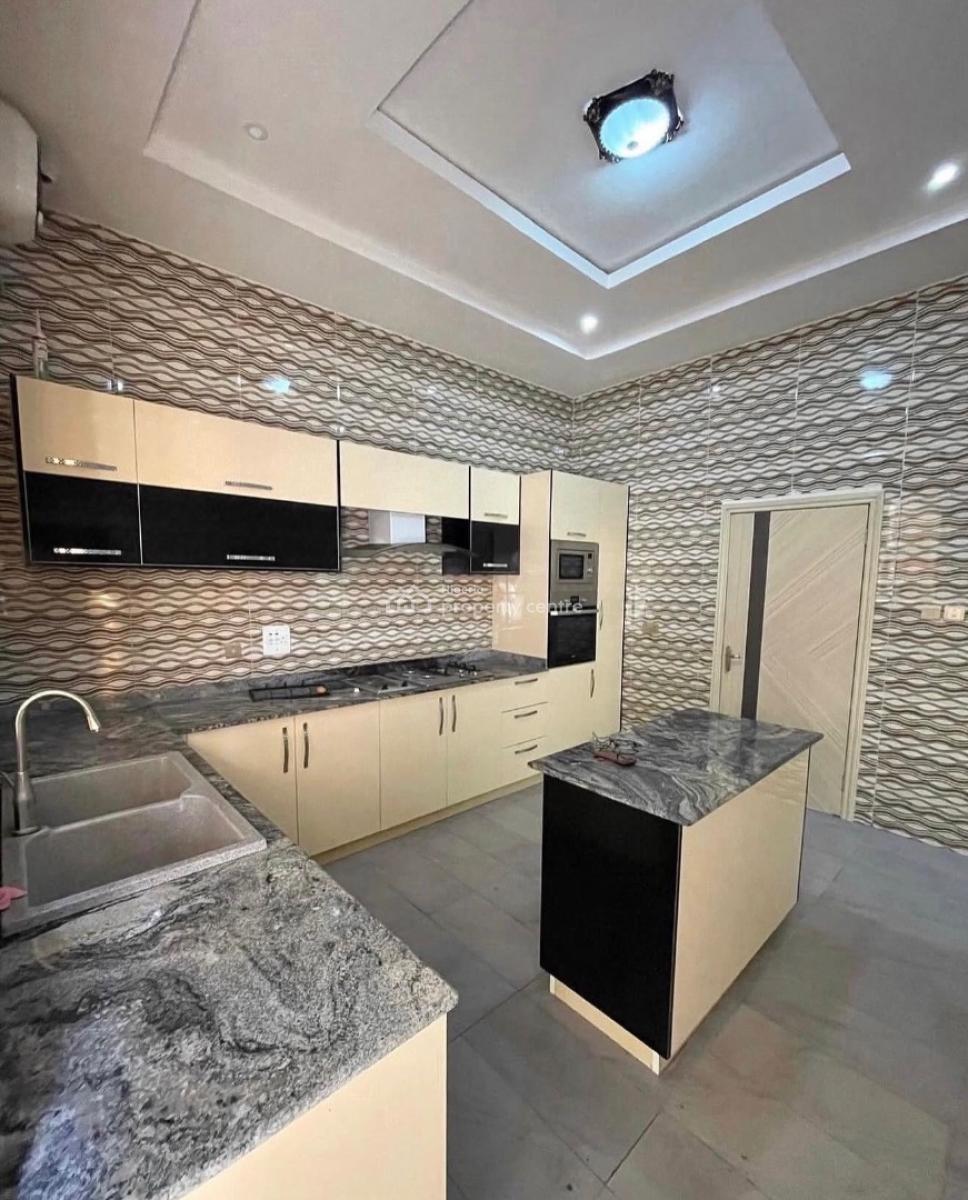 Single Room Is a Shared Apartment, Agungi, Lekki, Lagos, Self Contain (single Rooms) for Rent