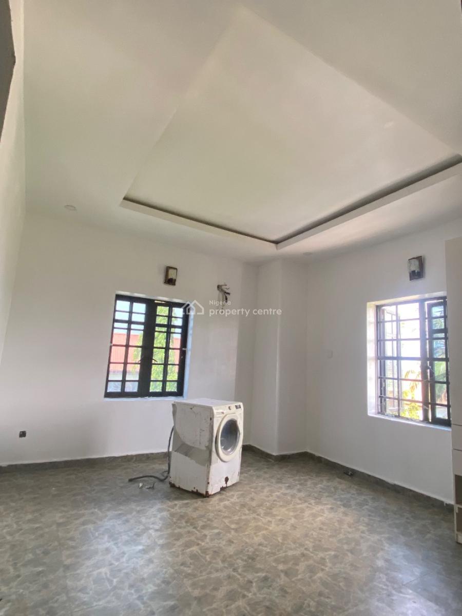 Luxury Spacious 2bedroom Apartment Upstairs, in a Secured Estate in Sangotedo Ajah, Sangotedo, Ajah, Lagos, Flat / Apartment for Rent
