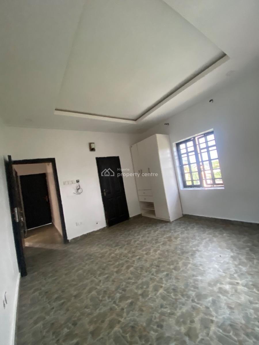 Luxury Spacious 2bedroom Apartment Upstairs, in a Secured Estate in Sangotedo Ajah, Sangotedo, Ajah, Lagos, Flat / Apartment for Rent