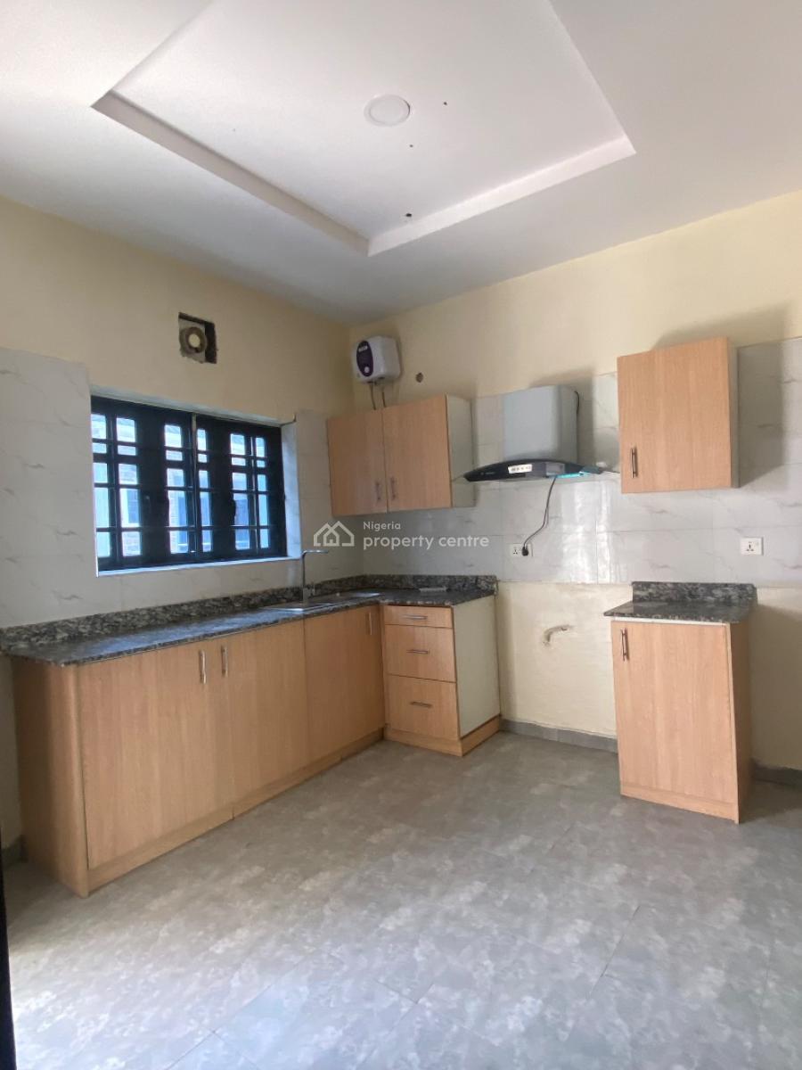 Luxury Spacious 2bedroom Apartment Upstairs, in a Secured Estate in Sangotedo Ajah, Sangotedo, Ajah, Lagos, Flat / Apartment for Rent