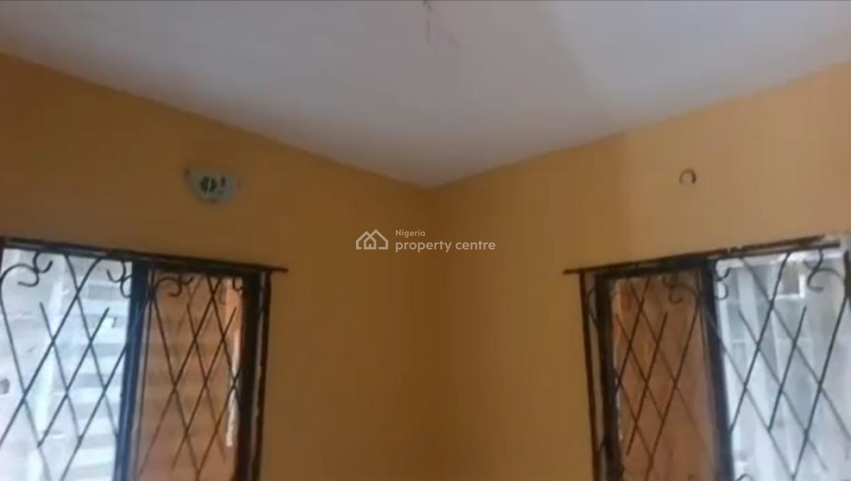 Spacious & Clean Minii Flat in a Good Location Accesible to The Bustop, Close to The Bustop, Irawo, Kosofe, Lagos, Mini Flat (room and Parlour) for Rent