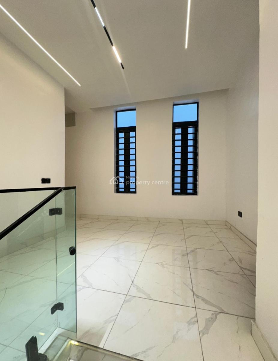 Luxury Spacious 5 Bedroom Fully Detached Duplex with Bq, Ikota, Lekki, Lagos, Detached Duplex for Sale
