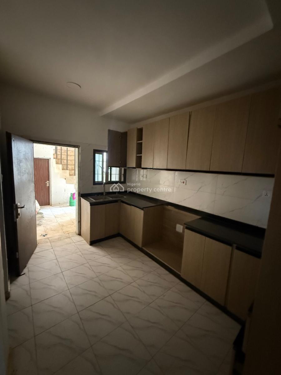 Spacious Standard 3 Bedrooms Block of Flat with a Bq on The Ground Flool, Katampe (main), Katampe, Abuja, Flat / Apartment for Rent