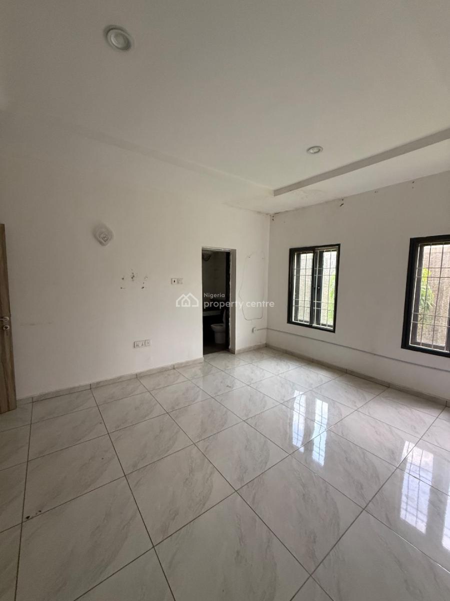Spacious Standard 3 Bedrooms Block of Flat with a Bq on The Ground Flool, Katampe (main), Katampe, Abuja, Flat / Apartment for Rent