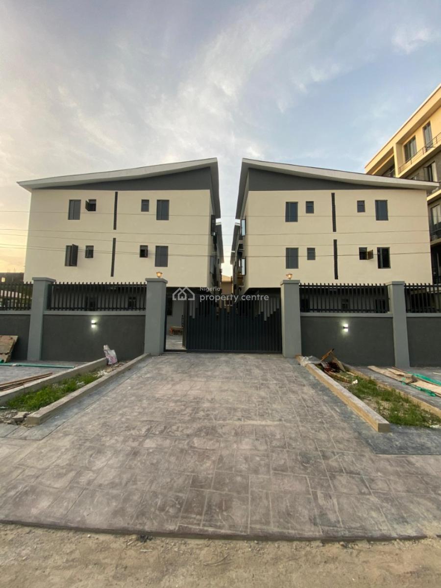 4 Bedroom Maisonette House in with a Bq, Lekki Proper, Lekki Phase 1, Lekki, Lagos, Flat / Apartment for Rent