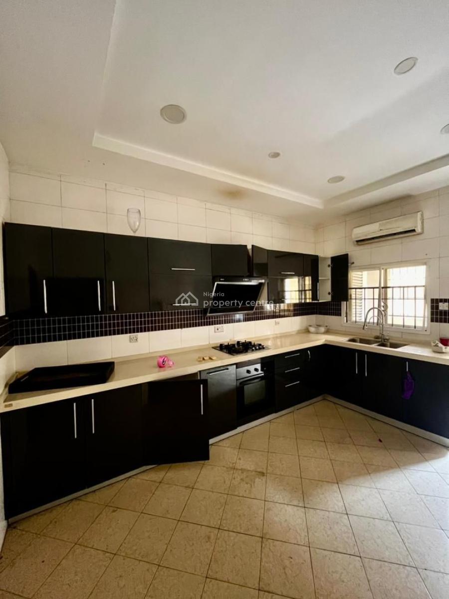 3 Bedroom Flat with 2 Room Bq and 24 Hours Light. with Pool, Lekki Proper, Lekki Phase 1, Lekki, Lagos, Flat / Apartment for Rent