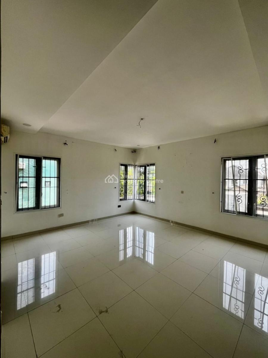 3 Bedroom Flat with 2 Room Bq and 24 Hours Light. with Pool, Lekki Proper, Lekki Phase 1, Lekki, Lagos, Flat / Apartment for Rent