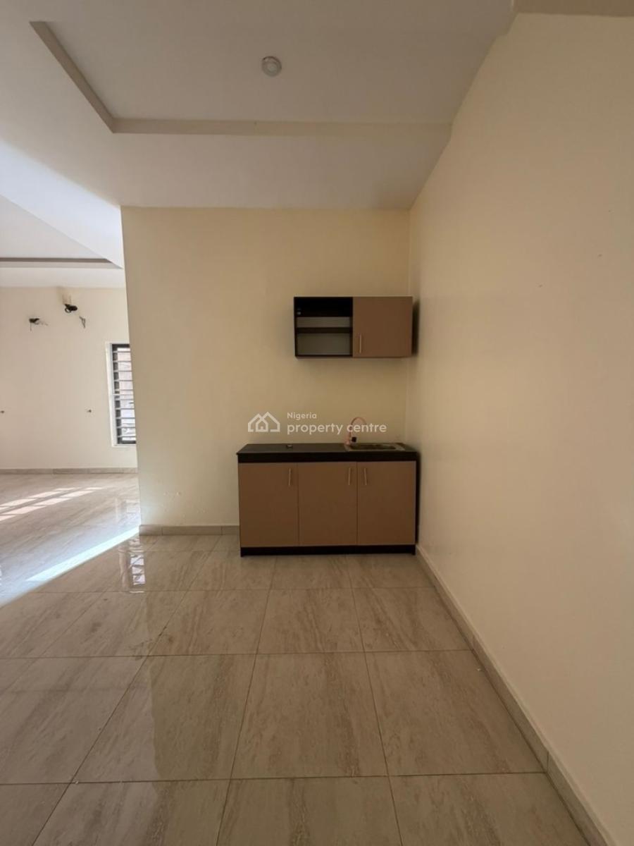 Fully Serviced Massive Studio Apt with a Standard Kitchen, Ikota Lekki Lagos, Ikota, Lekki, Lagos, Self Contain (single Rooms) for Rent
