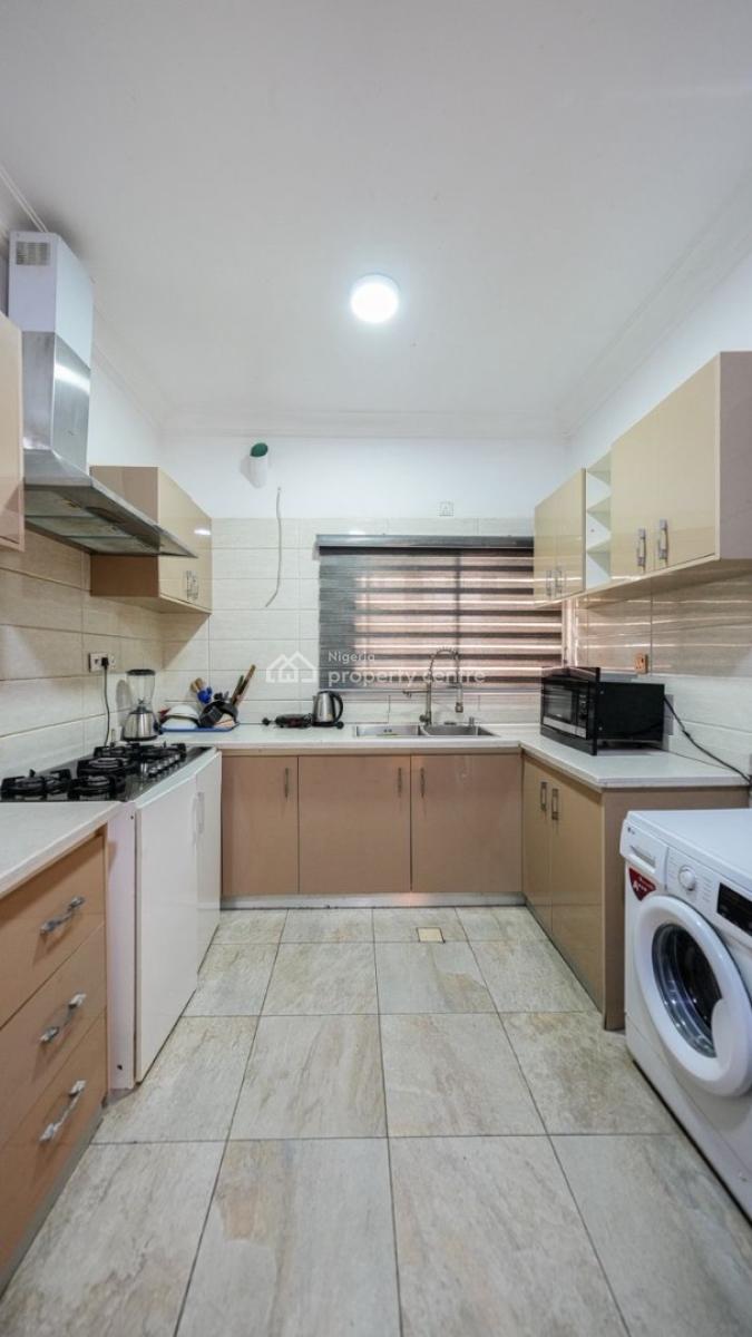 Fully Furnished 3 Bedroom Terrace, Lekki Phase 1, Lekki, Lagos, Terraced Duplex for Rent