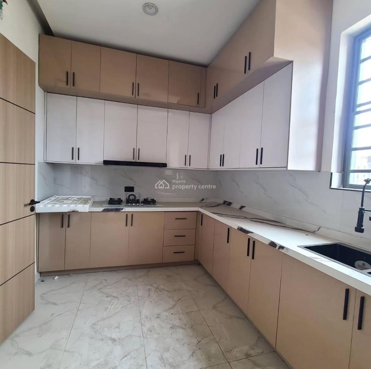 2 Bedroom Apartment in Lekki, Lekki, Lagos, Flat / Apartment for Rent