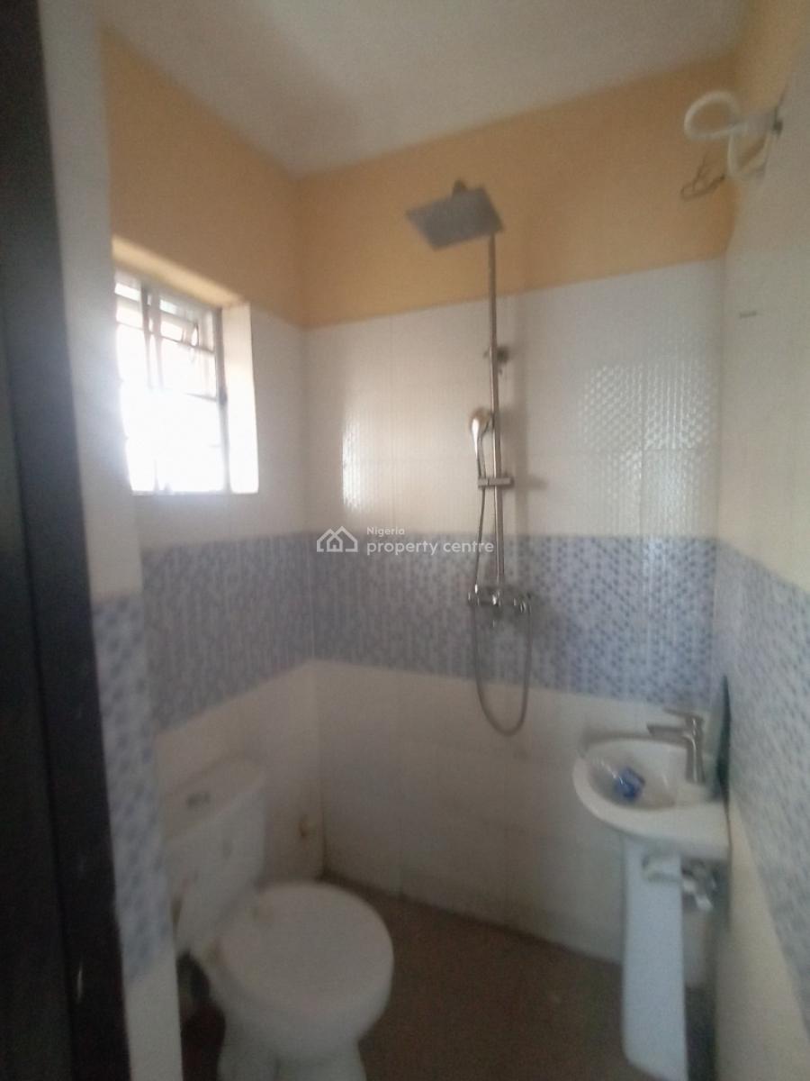 Well Maintained 2 Bedroom Flat Upstairs, Scheme 2 Estate, Ilaje, Ajah, Lagos, Flat / Apartment for Rent
