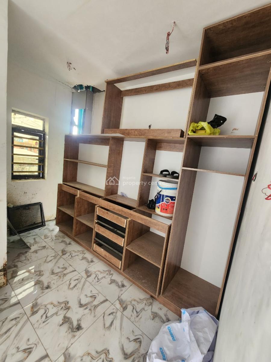 Luxury 1 Bedroom Flat, Gasper Street, Surulere, Lagos, Mini Flat (room and Parlour) for Sale