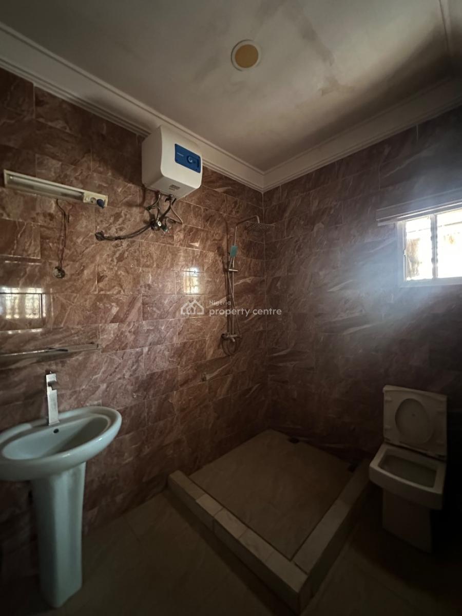 Beautiful Spacious 3 Bedroom Bungalow with Bq Standalone, Sungold, Galadimawa, Abuja, Detached Bungalow for Rent