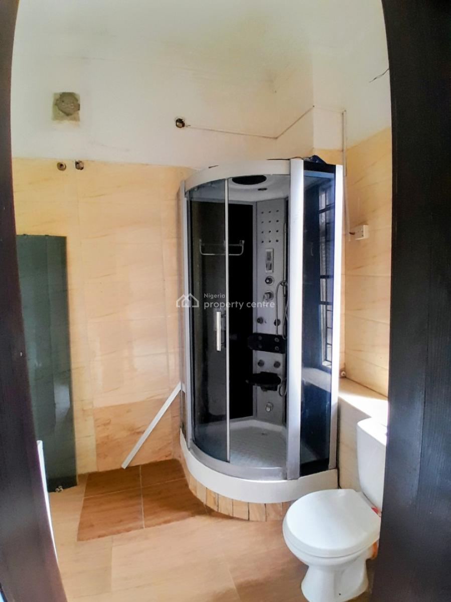 3 Bedrooms with a Room Bq, Off Pinnacle Lekki Right, Lekki, Lagos, Flat / Apartment for Rent